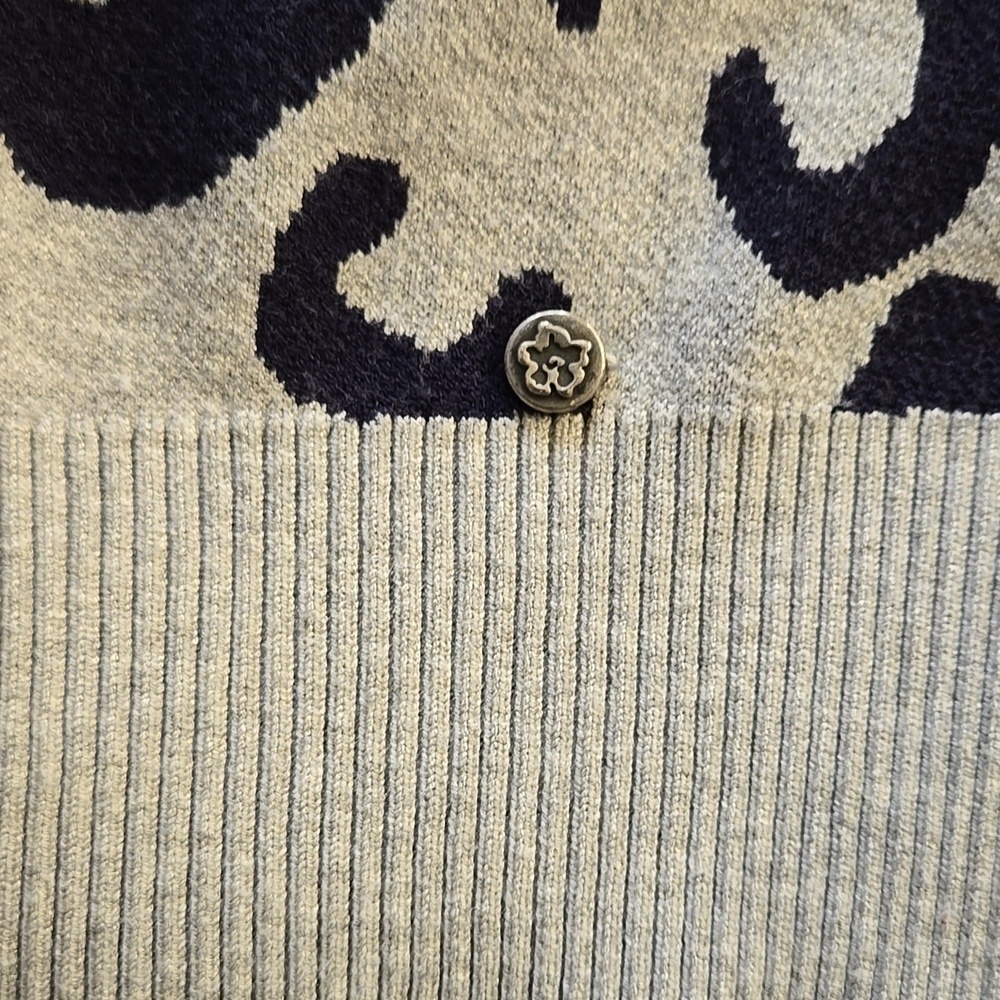 Ted Baker Gray and Tan Leopard Print Mock Neck Sweater Size 2/M - Picture 10 of 10